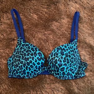 Victoria Secret Pink Wear Everywhere Push Up Bra